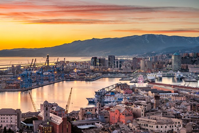 foto di genova al tramonto | foto di genova dall'alto | foto genova centro | immagini genova porto |