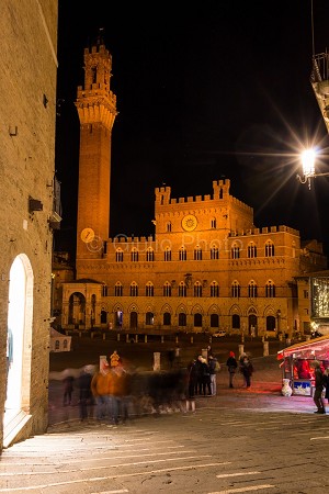 immagini di siena centro | siena foto della città | immagini siena città | siena piazza del campo |