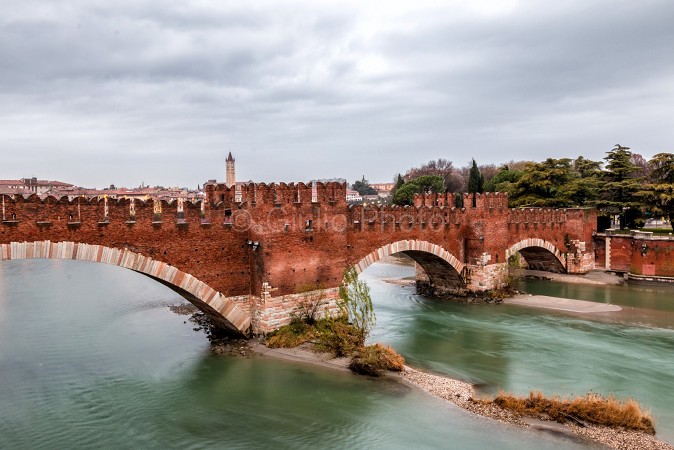 ponte scaligero | ponte scaligero a verona | verona ponte degli innamorati | ponti di verona | 
